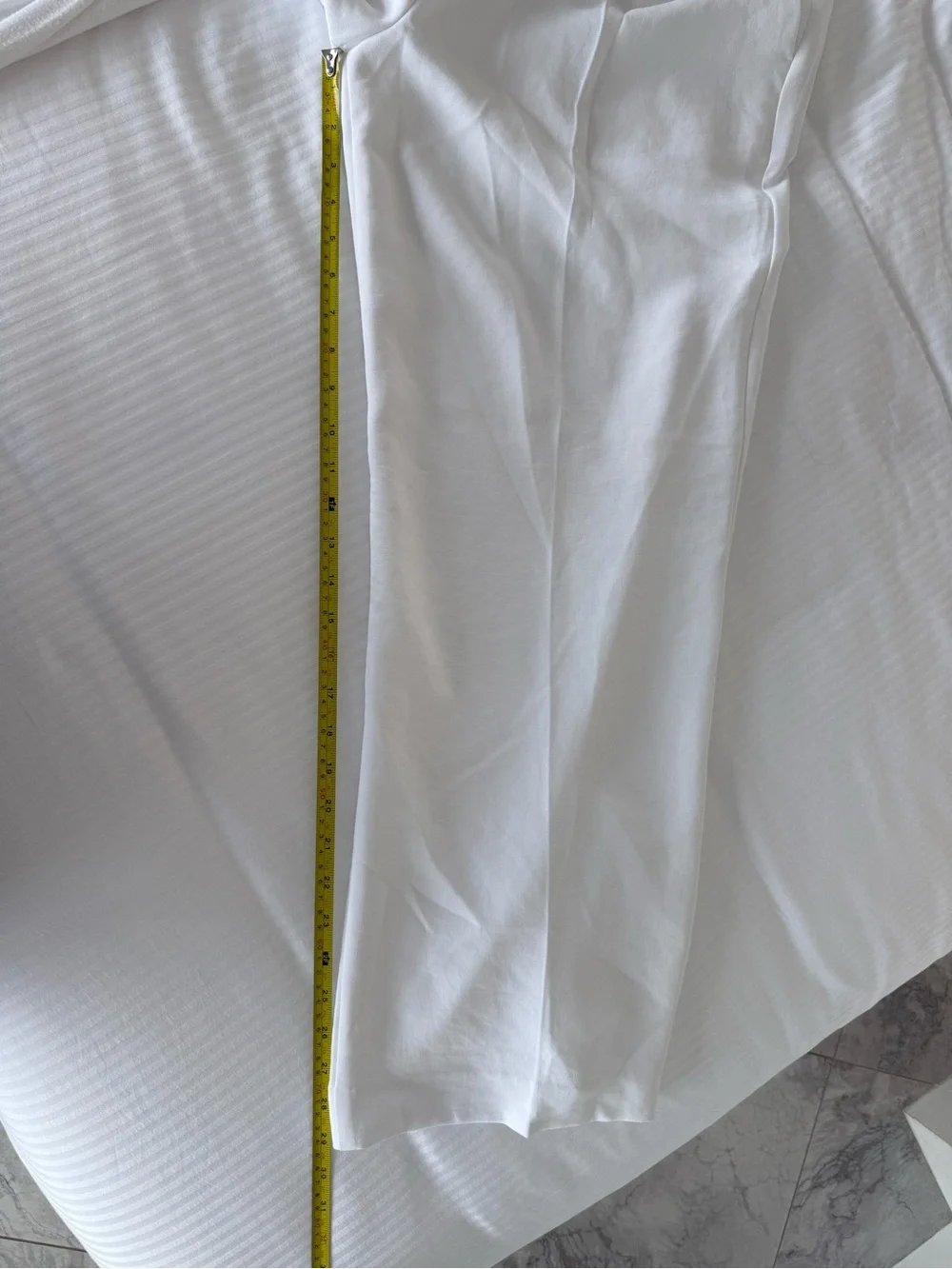 Ann Taylor Wide-Leg White Women's Trousers/Pants - NWT, size 8P